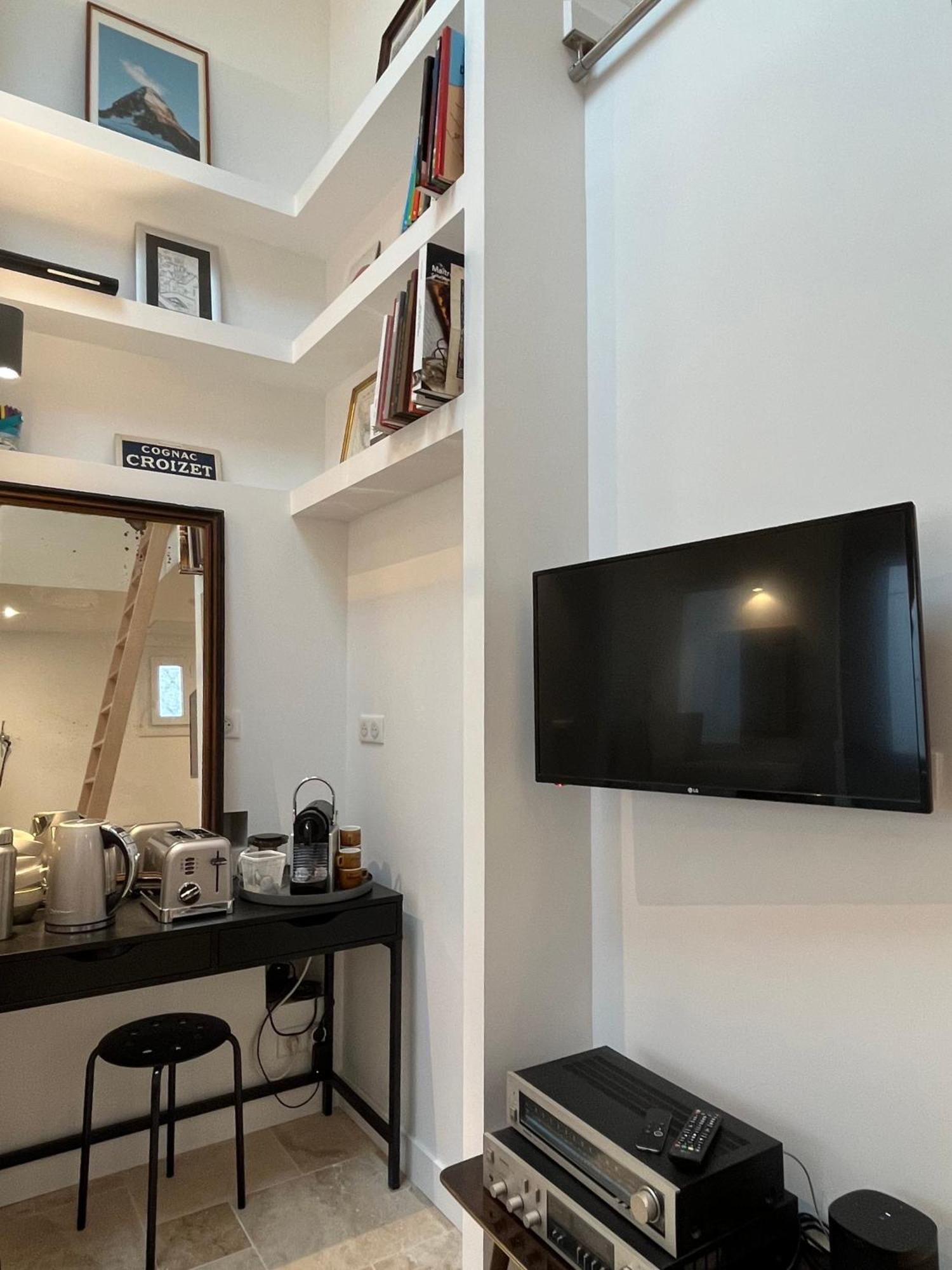 דירות אנגולם Loft Avec Terrasse Et Jardin מראה חיצוני תמונה