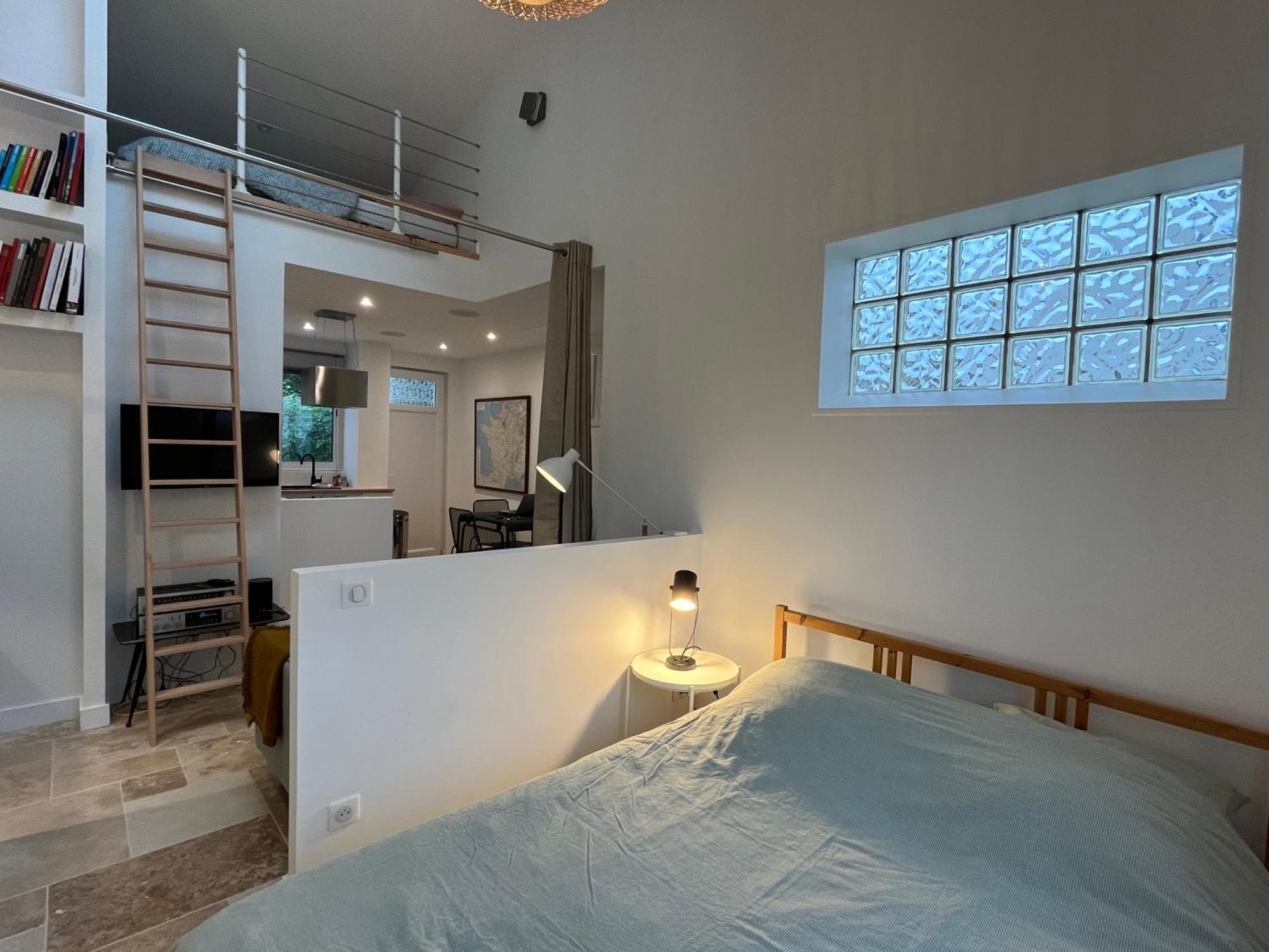 דירות אנגולם Loft Avec Terrasse Et Jardin מראה חיצוני תמונה