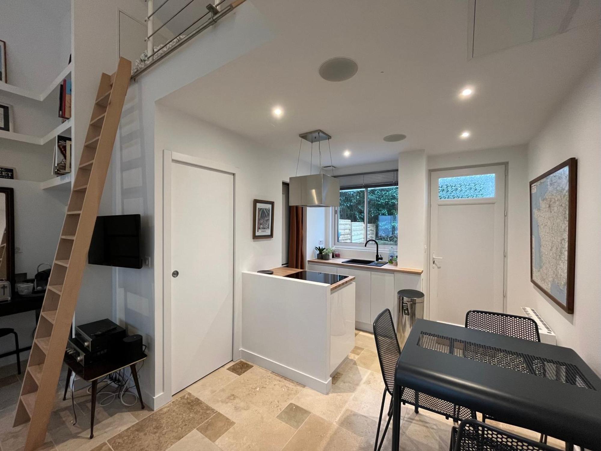 דירות אנגולם Loft Avec Terrasse Et Jardin מראה חיצוני תמונה